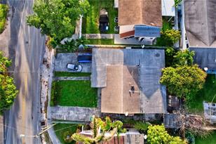 2255 NW N River Dr - Photo 5