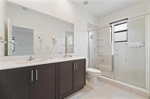 3411 W 110th St - Photo 27