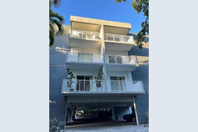 645 NE 121st St #307, North Miami, FL 33161 - Photo 1