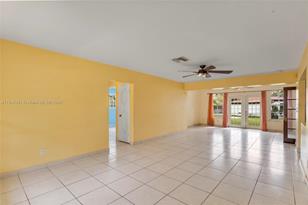 2560 NE 207th Terrace - Photo 11