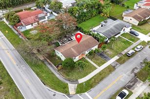 2560 NE 207th Terrace - Photo 3