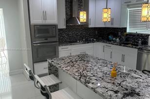 630 W 50th Pl - Photo 3