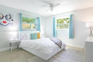 80 NW 40th St, Oakland Park, FL 33309 - Photo 11