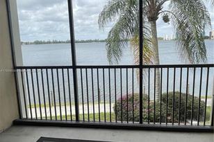 110 Lake Emerald Dr, Oakland Park, FL 33309 - Photo 23