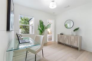 5 NW 107th St - Photo 13