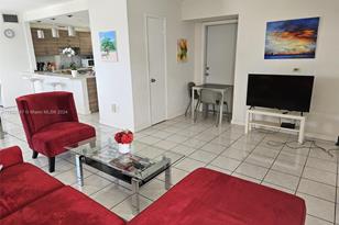 8001 Crespi Blvd - Photo 5