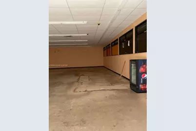 725 S US Highway 1, Fort Pierce, FL 34950 - Photo 3