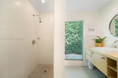 861 Harbor Dr, Key Biscayne, FL 33149 - Photo 27