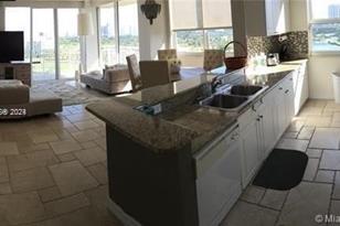 19501 W Country Club Dr, Aventura, FL 33180 - Photo 3