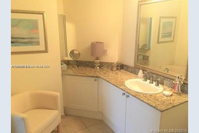 19501 W Country Club Dr #1114, Aventura, FL 33180 - Photo 7