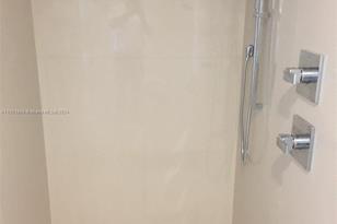 600 NE 27th St, Miami, FL 33137 - Photo 11