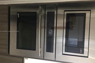 600 NE 27th St, Miami, FL 33137 - Photo 17