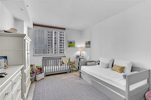 801 Brickell Key Blvd #2602, Miami, FL 33131