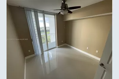 1755 E Hallandale Beach Blvd #1102E, Hallandale Beach, FL 33009 - Photo 9