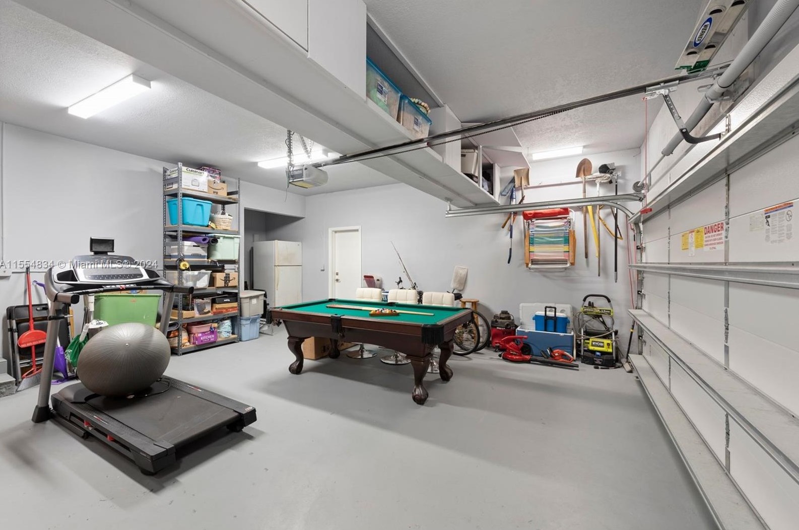 1238 98 St, Miami FL 33138-2562 exterior