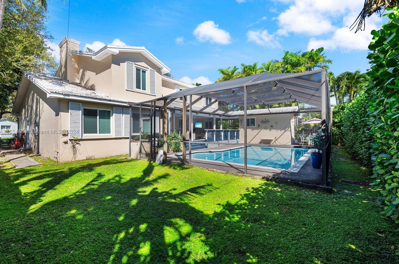 1238 98 St, Miami FL 33138-2562 exterior