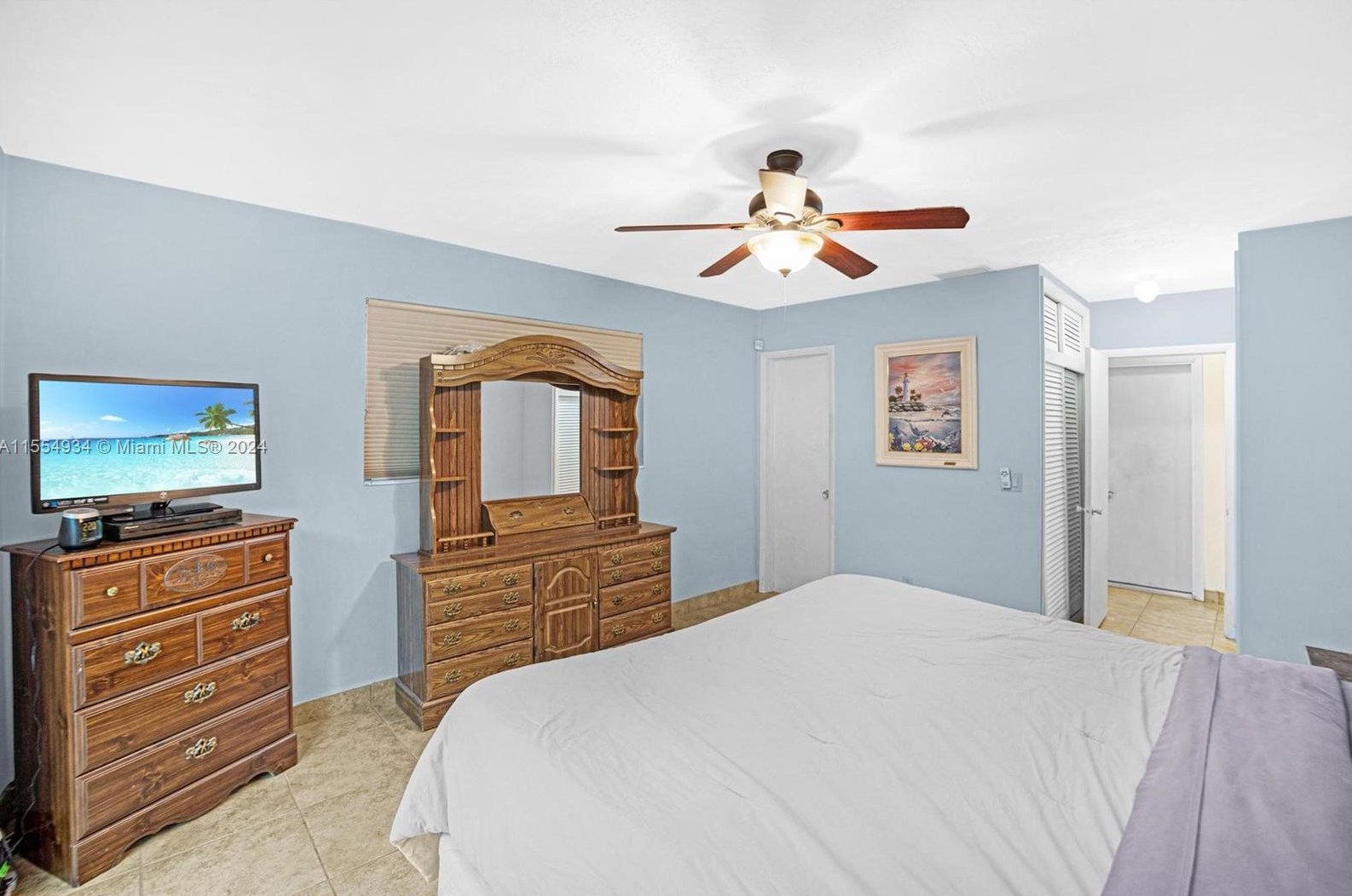 430 76th Ave, Hollywood FL 33024-1576 exterior