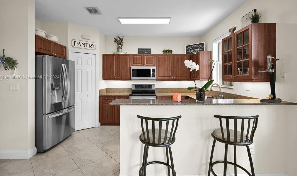 11811 137 Pl, Miami FL 33186-7223 exterior