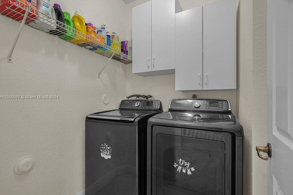 11811 137 Pl, Miami FL 33186-7223 exterior