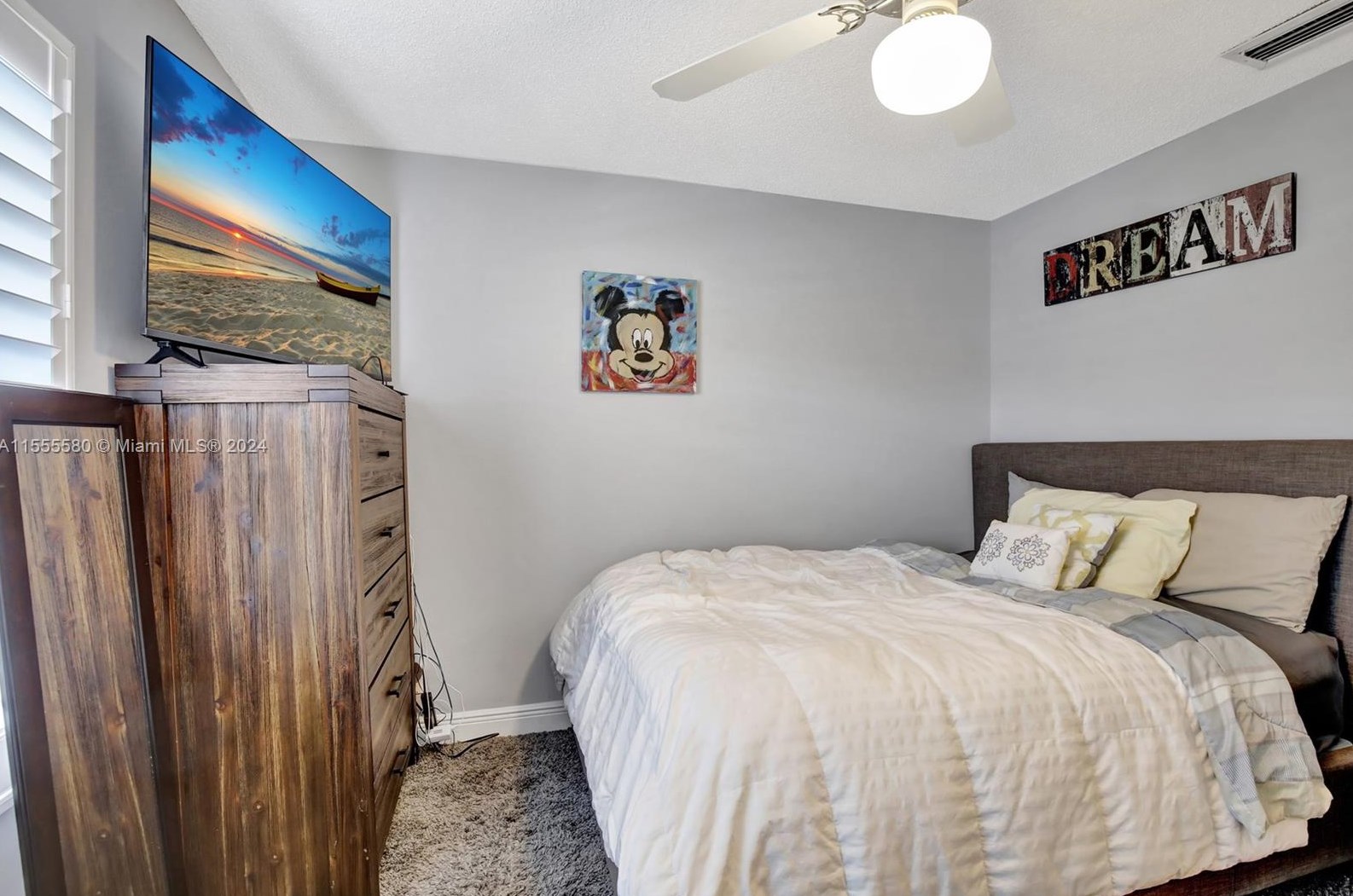 17324 7 St, Hollywood FL 33029-3184 exterior