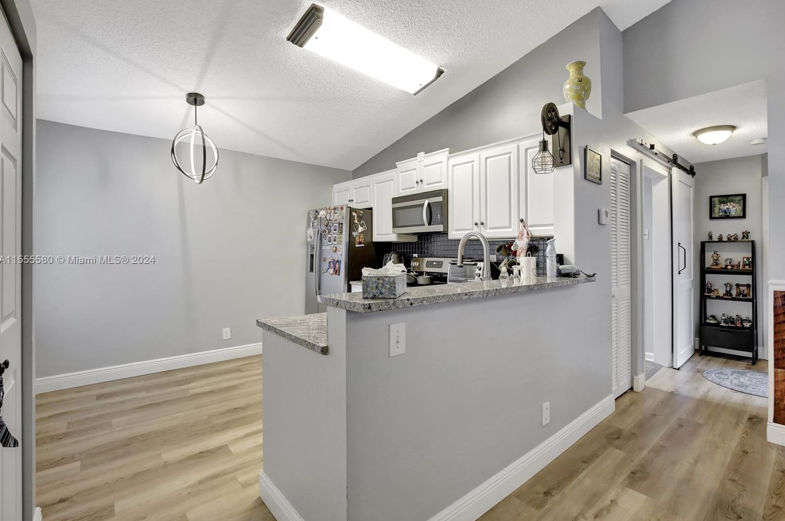 17324 7 St, Hollywood FL 33029-3184 exterior