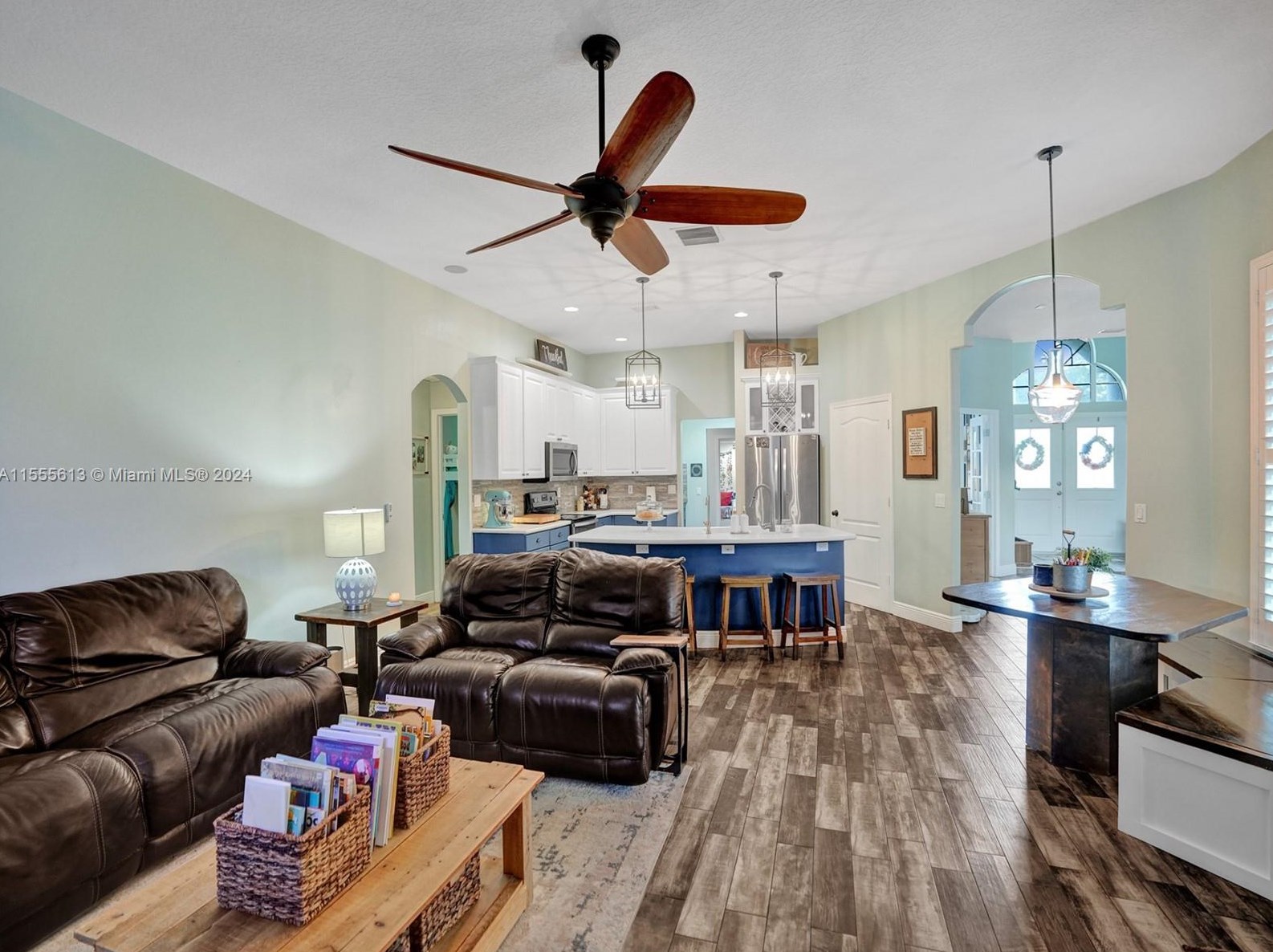 7397 Banyan Blvd, Town Of Loxahatchee Groves FL  33470-2762 exterior