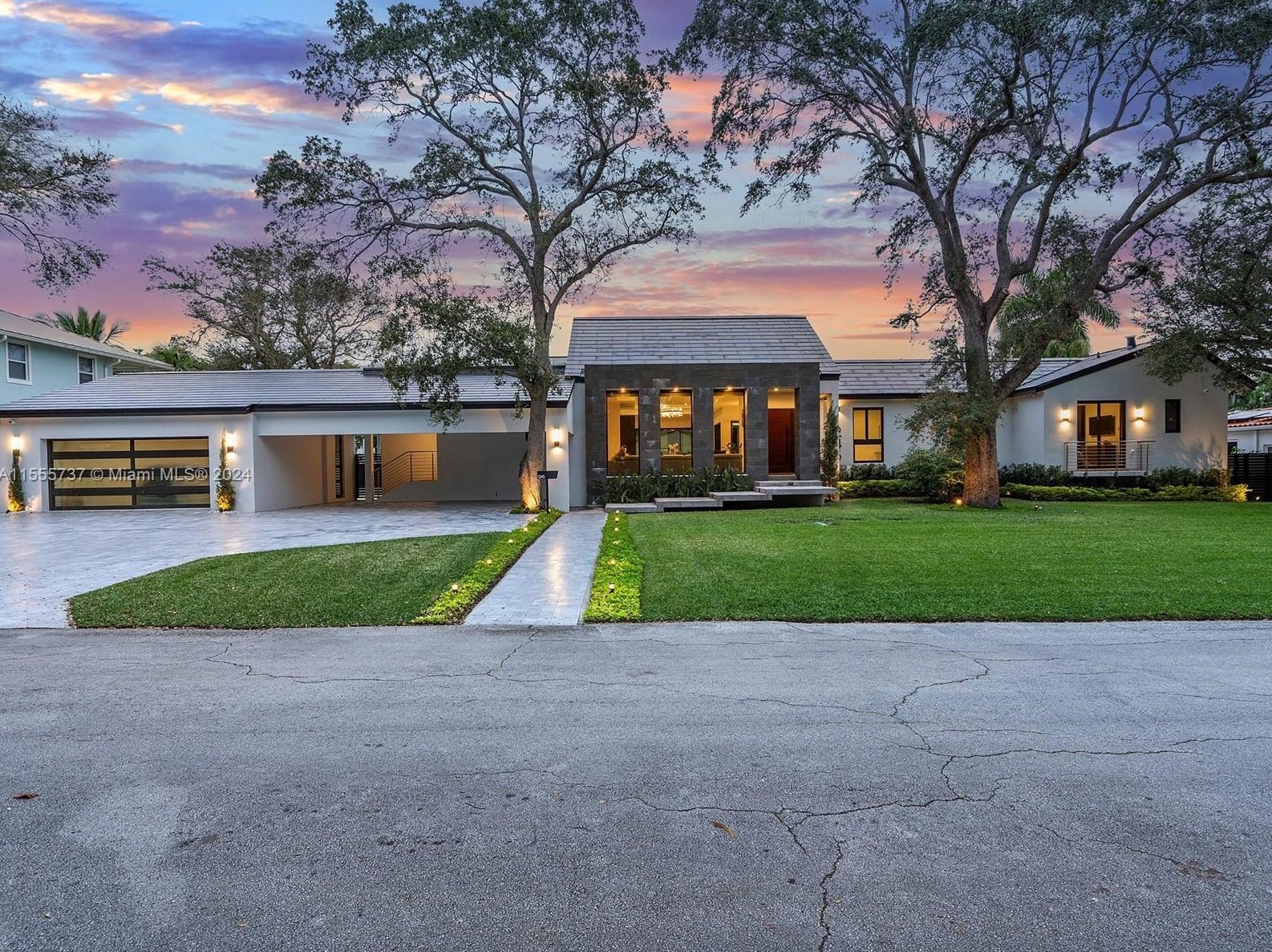 1245 94 St, Miami FL 33138-2947 exterior