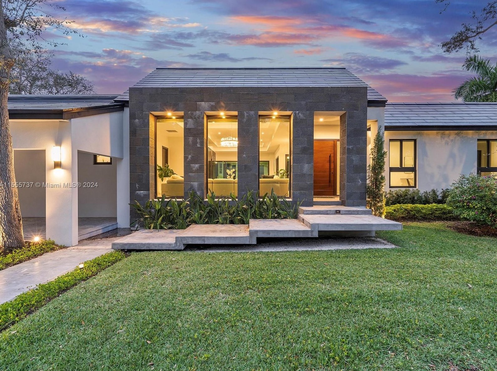 1245 94 St, Miami FL 33138-2947 exterior