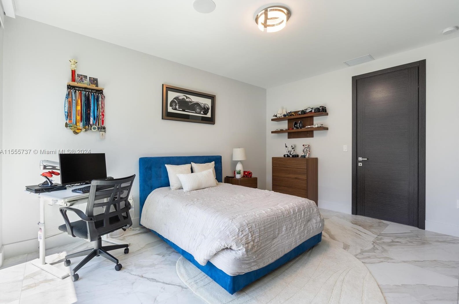 1245 94 St, Miami FL 33138-2947 exterior