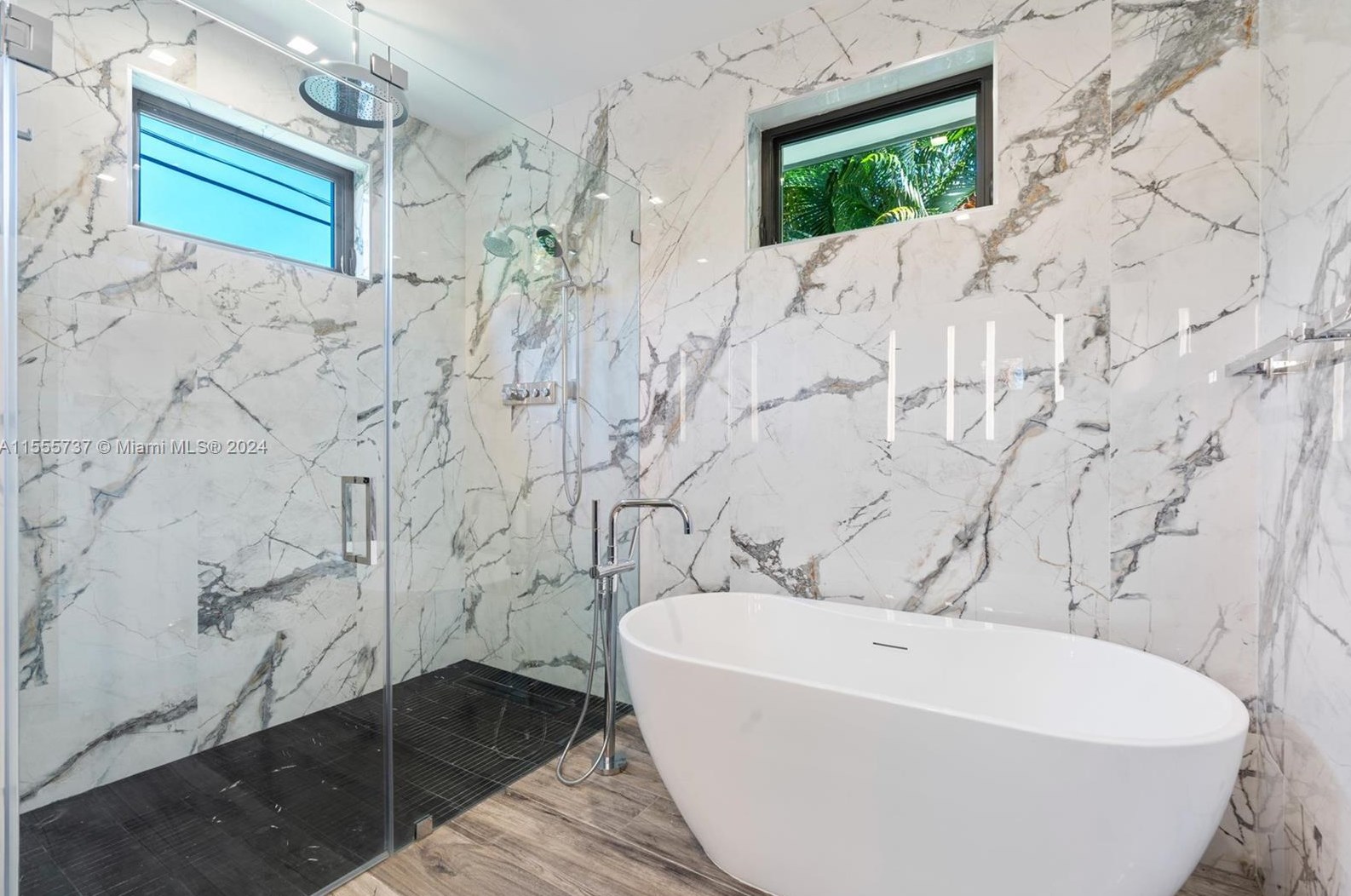 1245 94 St, Miami FL 33138-2947 exterior