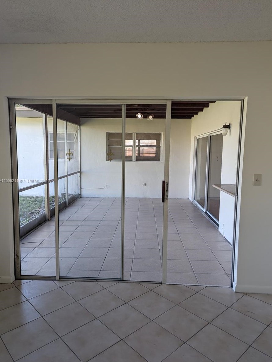 9641 5th St, Hollywood FL  33024-6259 exterior