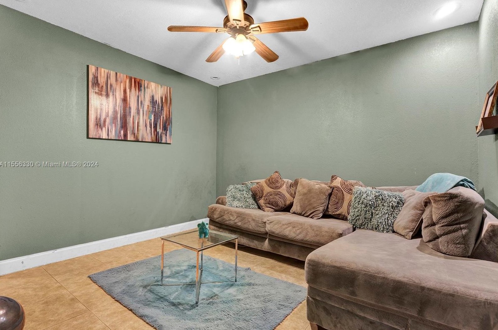 3417 Is Dr, Hollywood FL 33023-6423 exterior