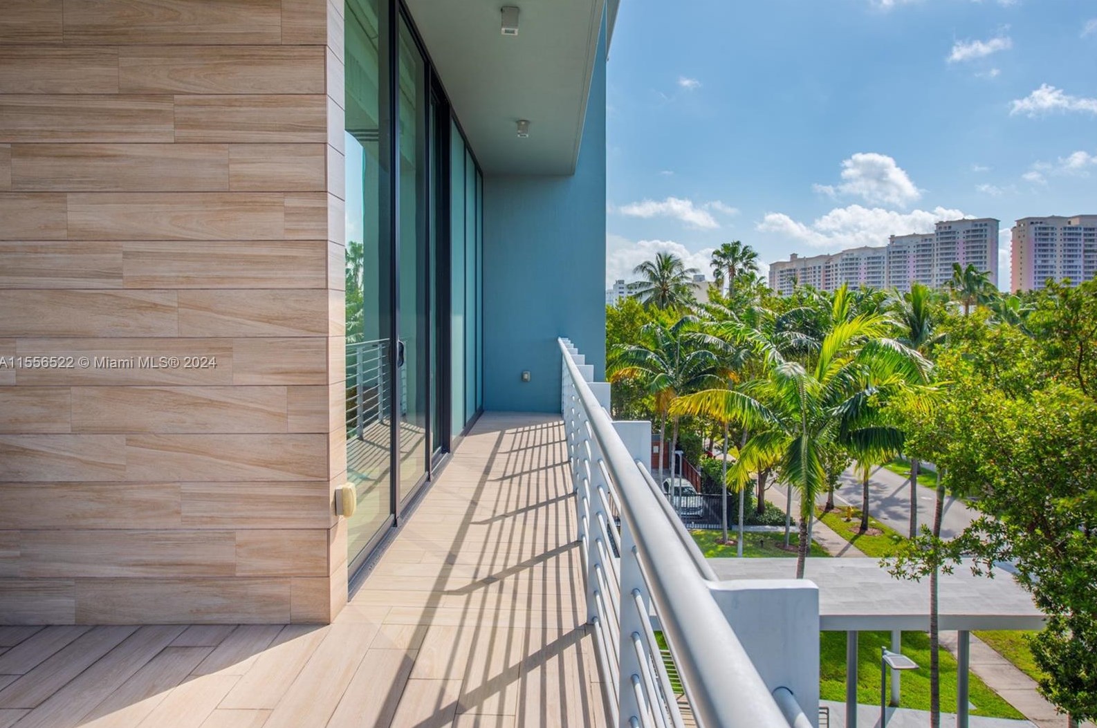 101 Sunrise Dr, Miami FL  33149-2187 exterior