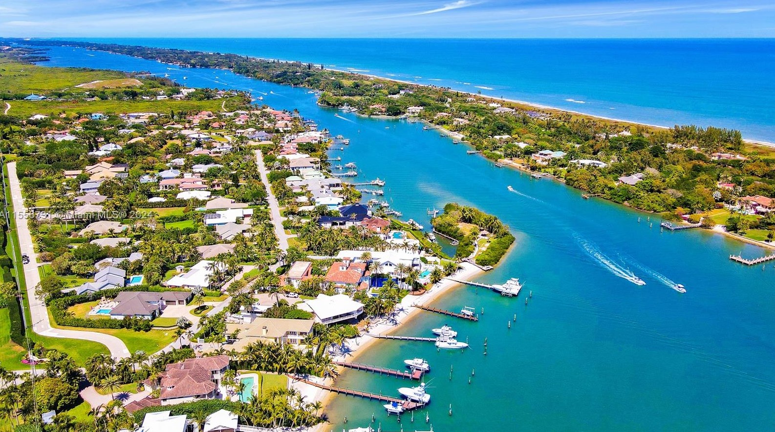 17581 Conch Bar Ave, Jupiter FL 33469-1709 exterior