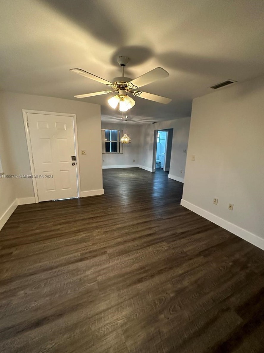 20535 92nd Ct, Miami FL  33189-2436 exterior