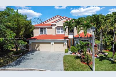 5280 NW 95th Ave - Photo 1