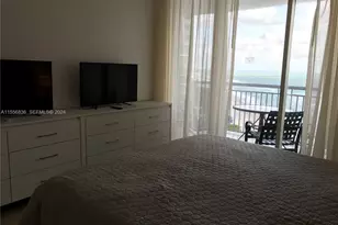 17375 Collins Ave, Sunny Isles Beach, FL 33160 - Photo 9