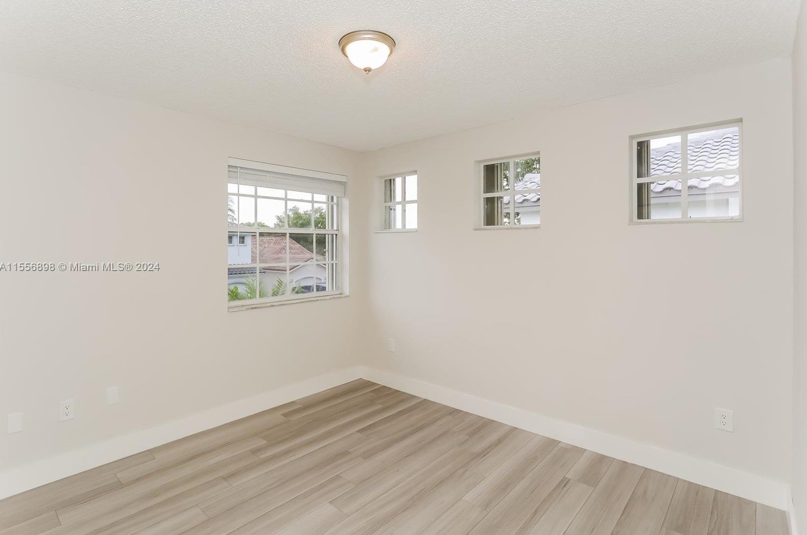 5111 154th Ave, Miami FL  33185-4512 exterior