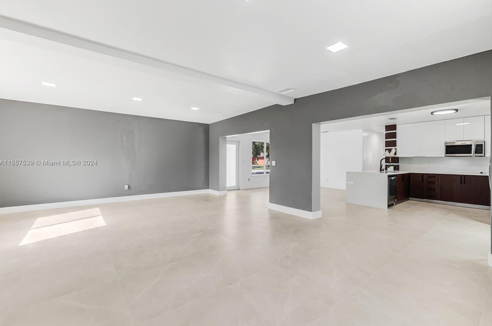 10620 200th St, Miami FL  33157-8523 exterior