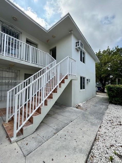 1327 3rd St, Miami FL  33135-2305 exterior