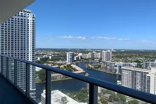 4111 S Ocean Dr, Hollywood, FL 33019 - Photo 3