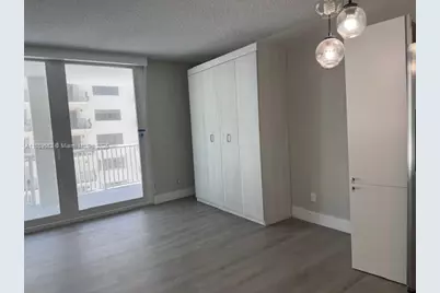 5401 Collins Ave #209, Miami Beach, FL 33140 - Photo 29