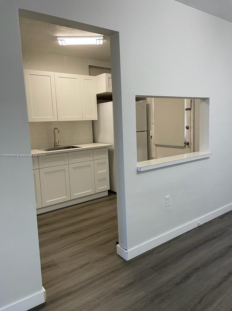 1475 125th Ter, Miami FL 33161-5215 exterior