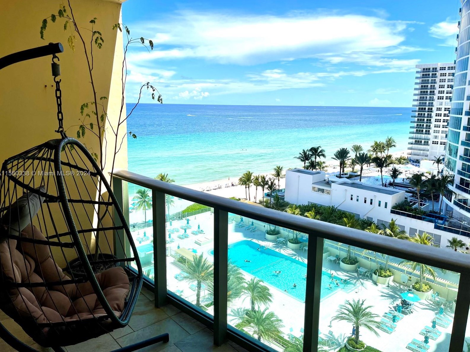 2501 Ocean Dr, Hollywood FL 33019-2699 exterior