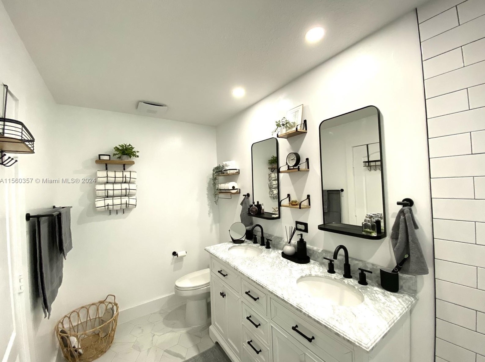 12733 28 Ct, Hollywood FL 33027-4107 exterior