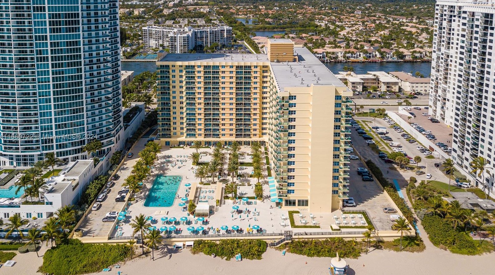 2501 Ocean Dr, Hollywood FL  33019-2699 exterior