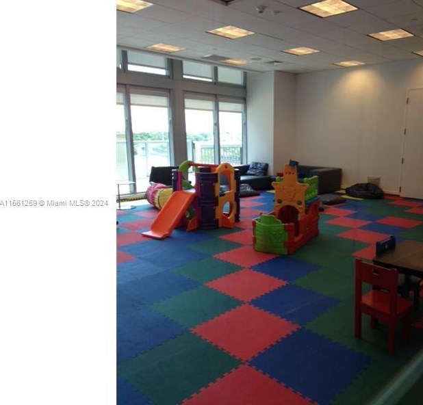 1111 1st Ave, Miami FL  33130-5400 exterior