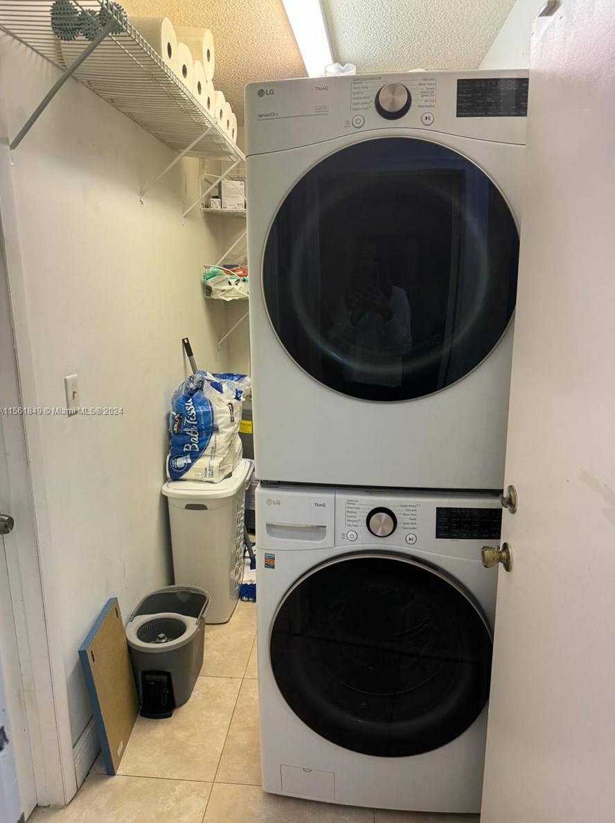 14911 42 Ter, Miami FL 33185-3825 exterior