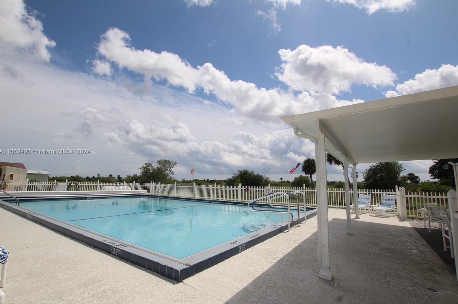 1326 44th Blvd, Okeechobee FL  34974-7603 exterior