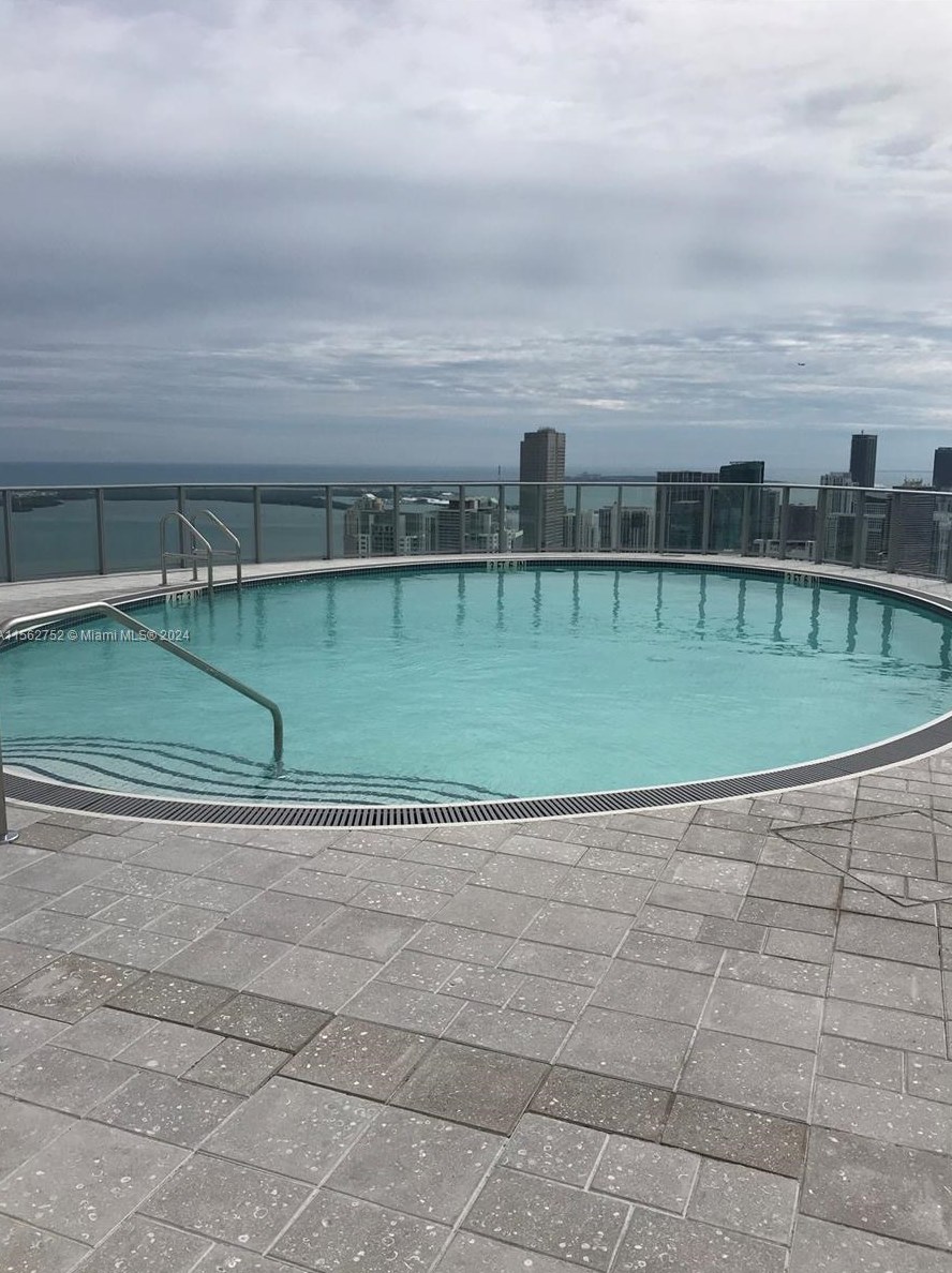 851 1st Ave, Miami FL  33132 exterior